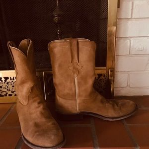 Lucchese Western Style Round Toe Roper Boots Mid-calf and handmade in Texas USA